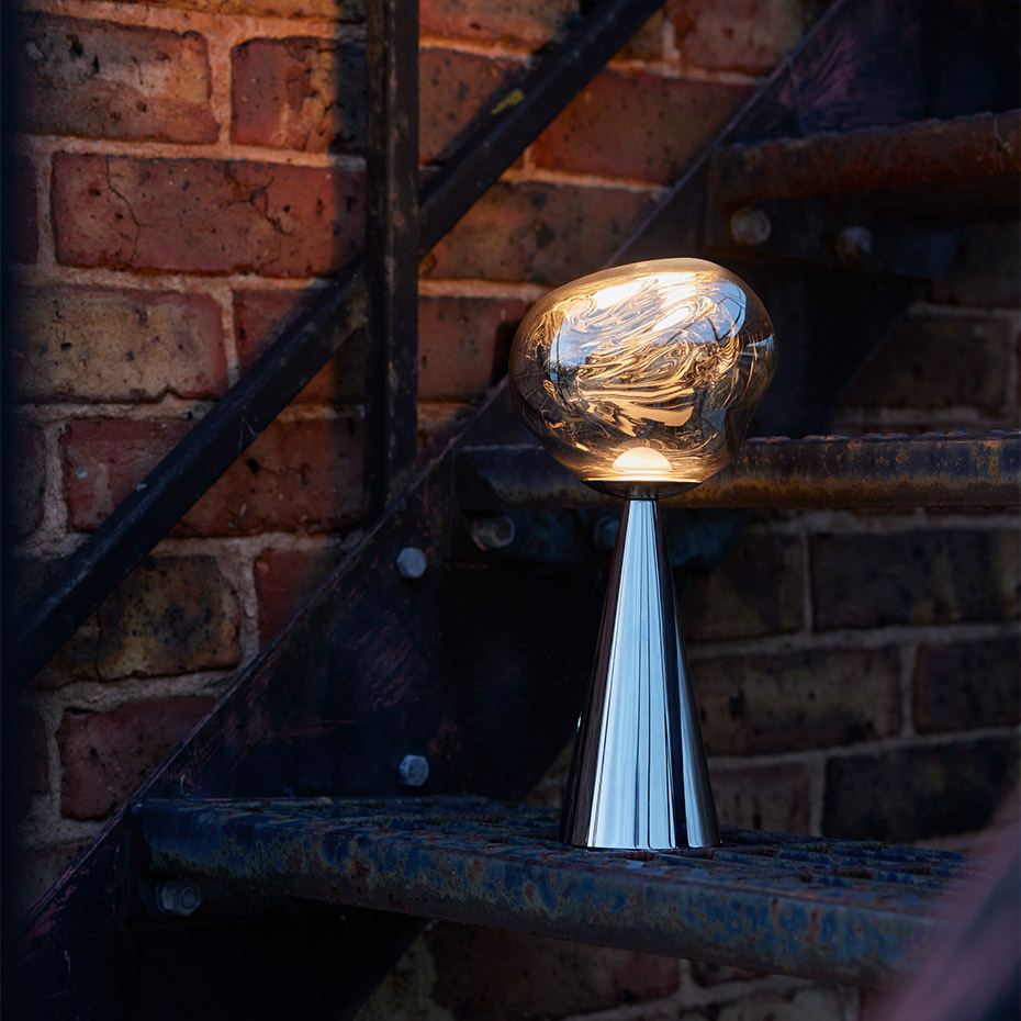 Melt Portable LED Bordslampa Silver