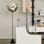 Melt Cone Slim LED Golvlampa Smoke Melt Cone Slim LED Golvlampa Smoke