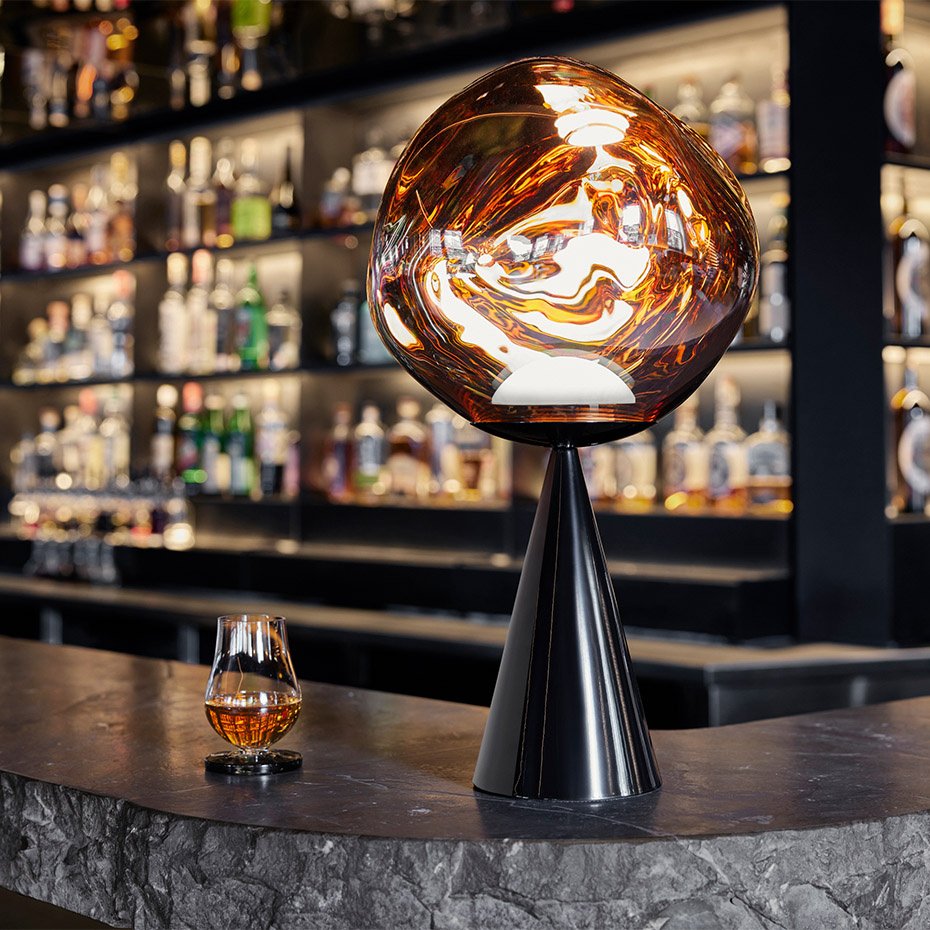 Melt Cone Fat LED Bordslampa Copper