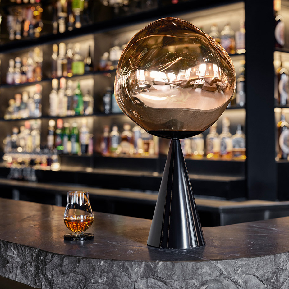 Melt Cone Fat LED Bordslampa Copper