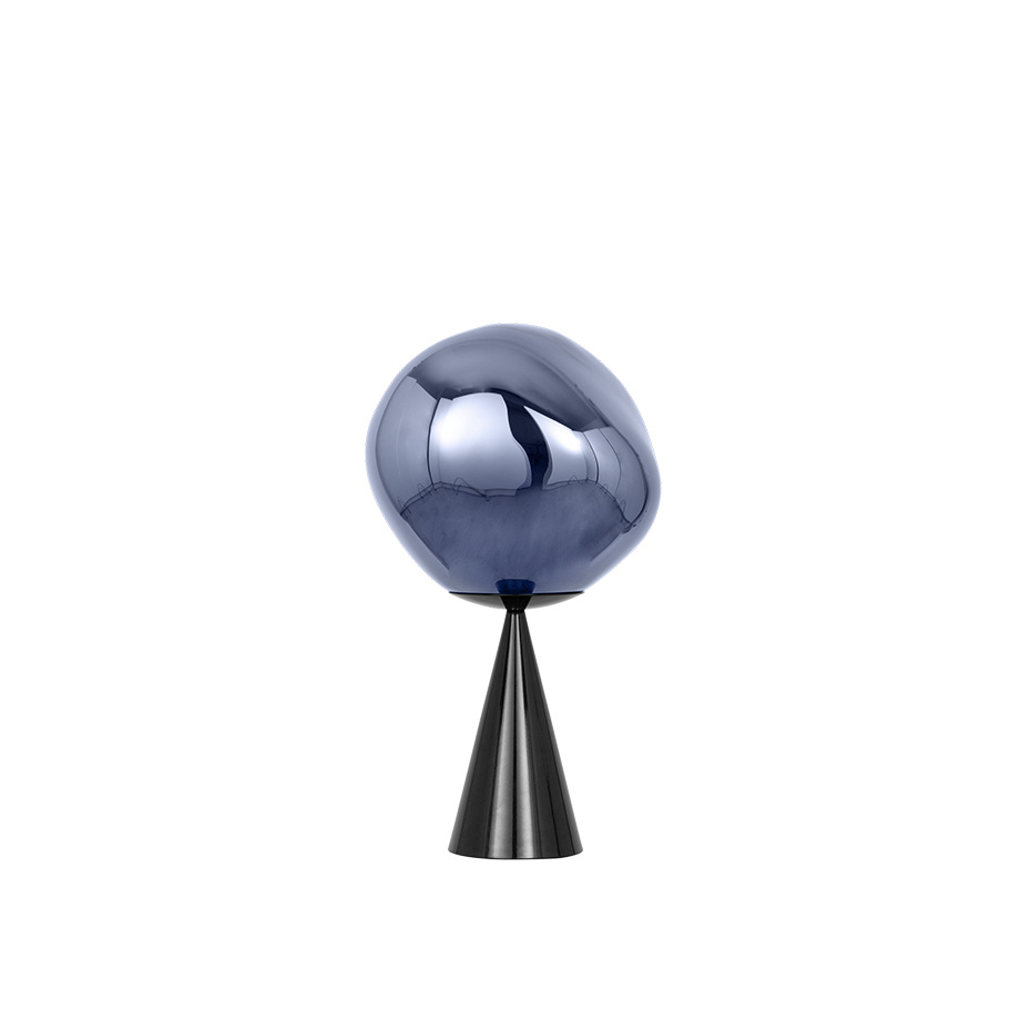 Melt Cone Fat LED Bordslampa Smoke