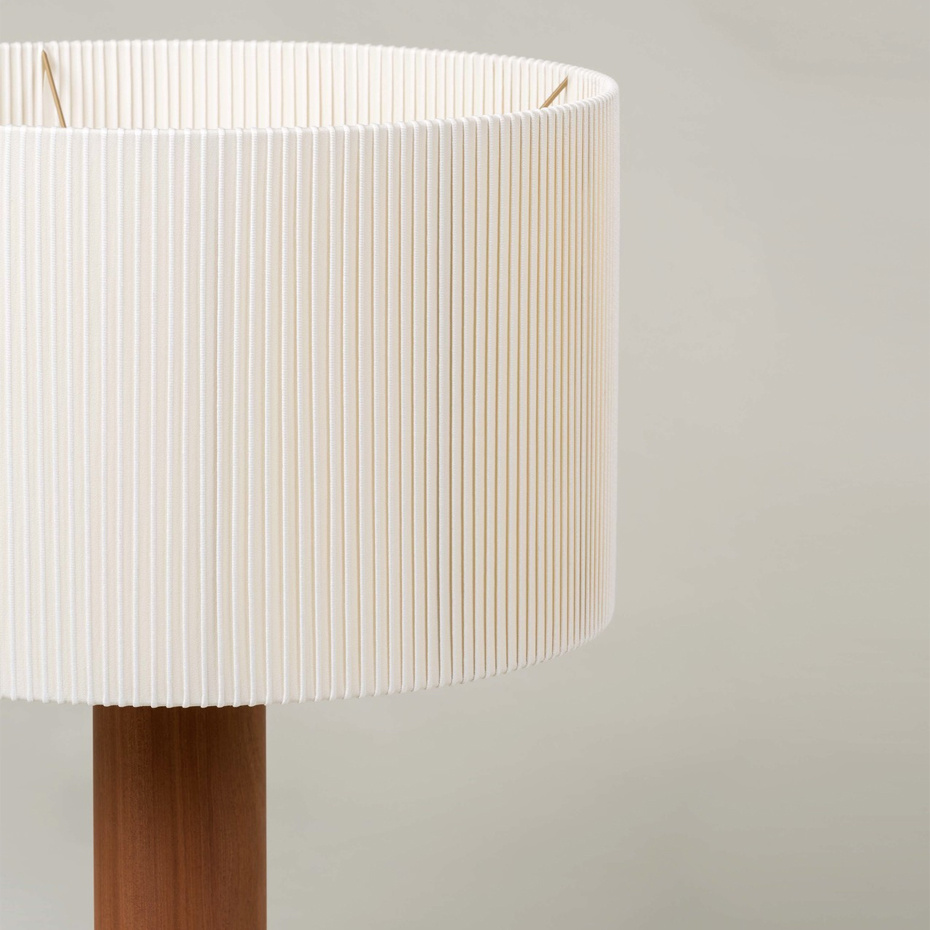 Moragas Bordslampa Sapeli Wood/Natural Ribbon