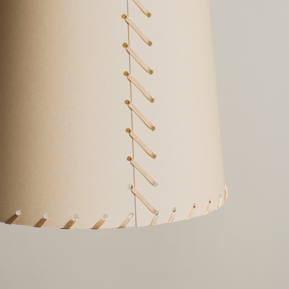 Sísísí Cónicas Largas MT2 Pendel Stitched Beige Parchment