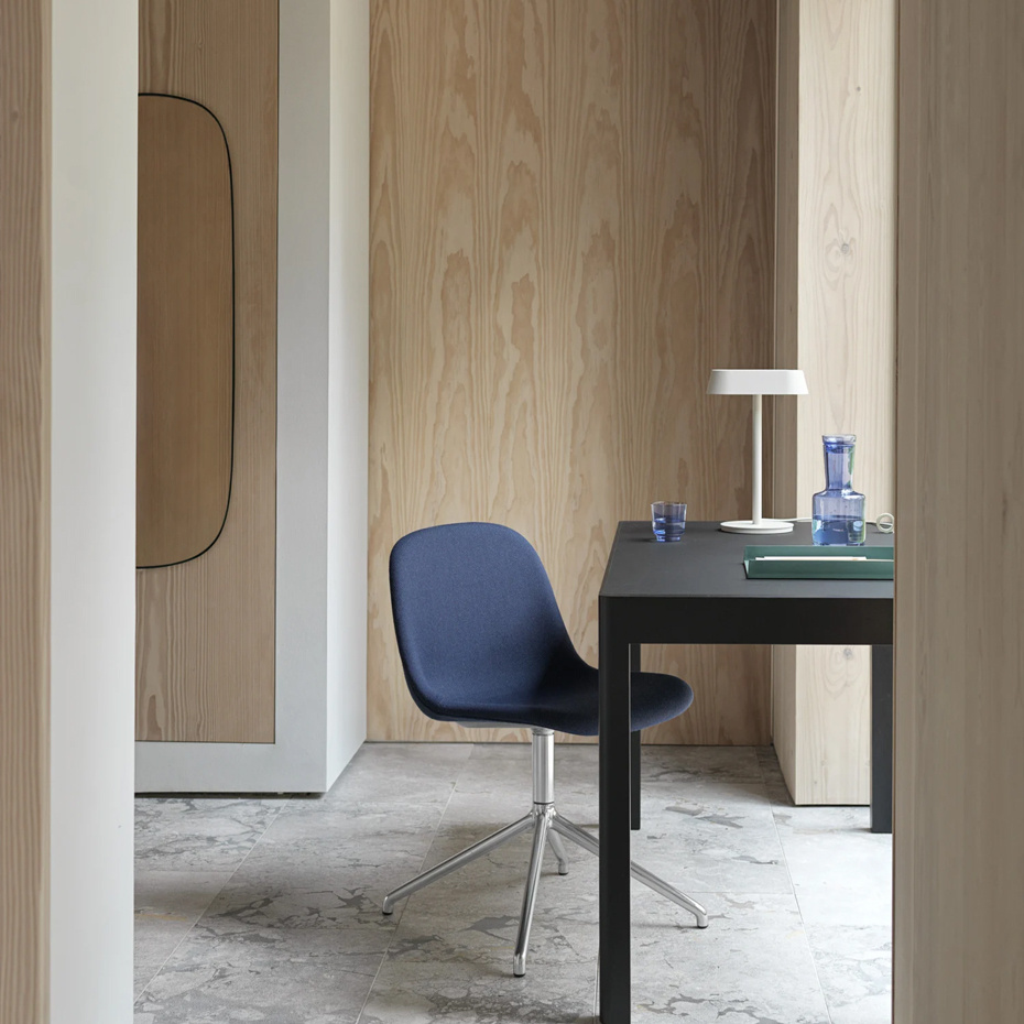 Linear Bordslampa Grey