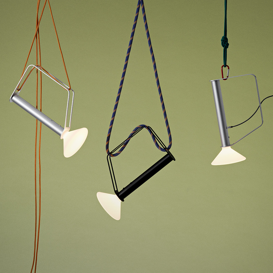 Piton Portable Bordslampa Black