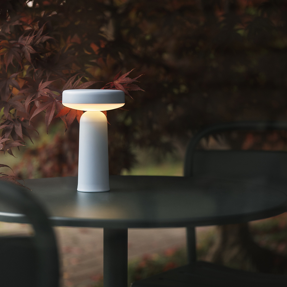 Ease Portable Bordslampa Light Blue