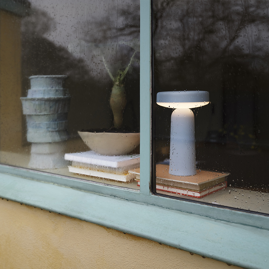 Ease Portable Bordslampa Light Blue