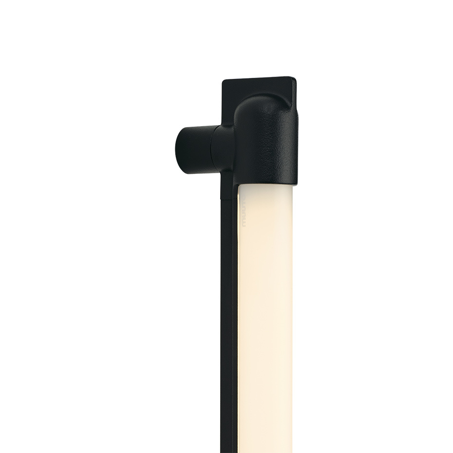 Fine Vägglampa/Taklampa 120cm Black