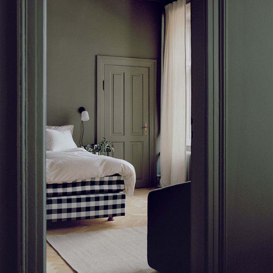 Material Vägglampa The Black Sheep Edition