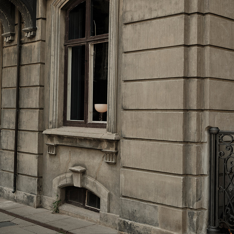 Kizu Bordslampa Small Rosso Levanto Marble