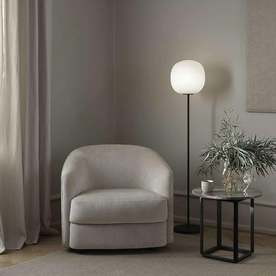 Lantern Golvlampa Medium