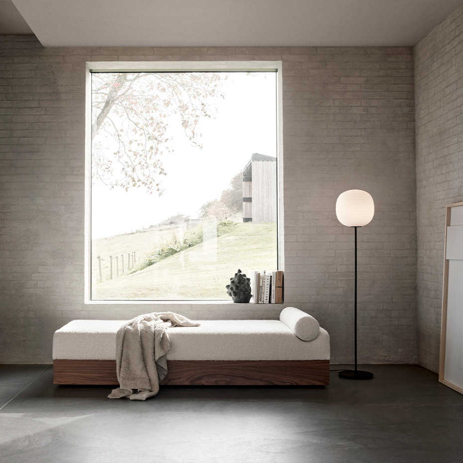 Lantern Golvlampa Medium