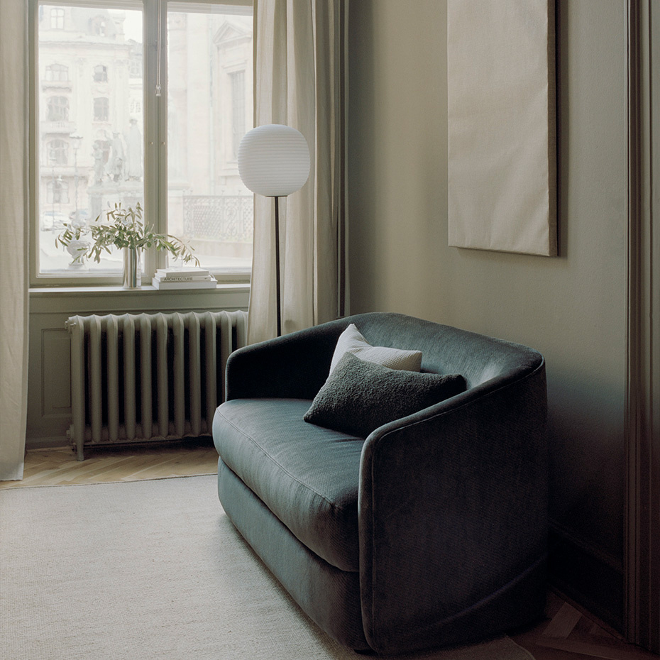 Lantern Golvlampa Medium