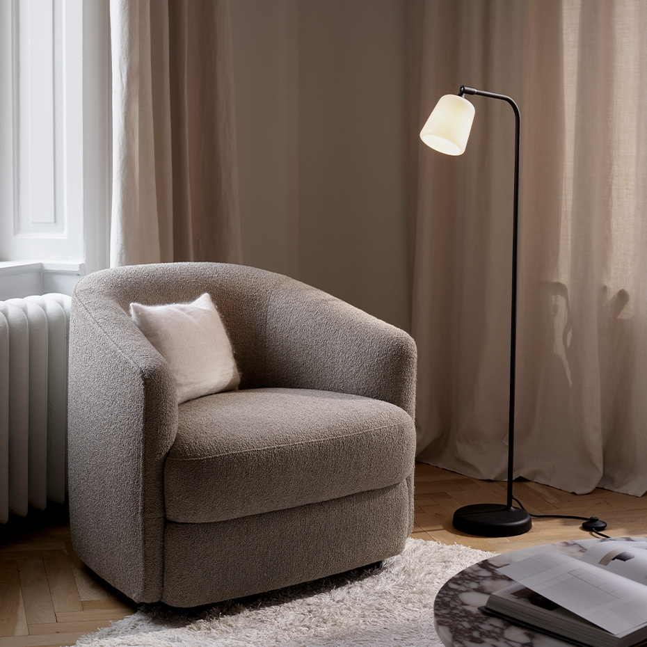 Material Golvlampa White Opal Glass