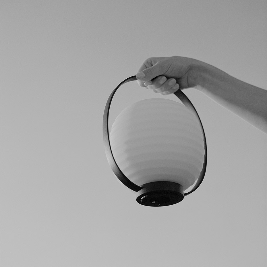 Lantern Portable Bordslampa
