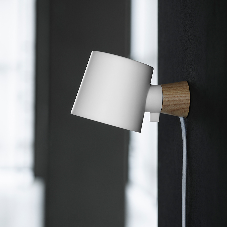 Rise Vägglampa Black