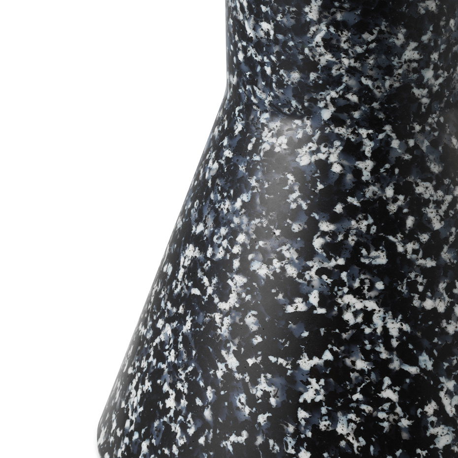 Bit Stool Cone Black/White