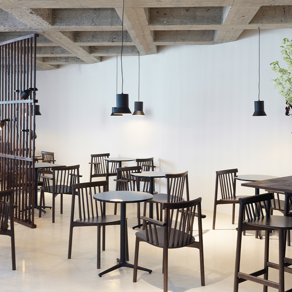 Hat Pendel Medium Warm Grey