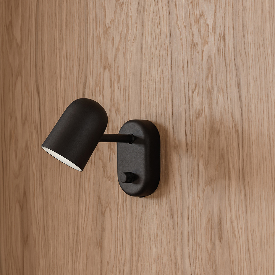 Buddy Vägglampa Black