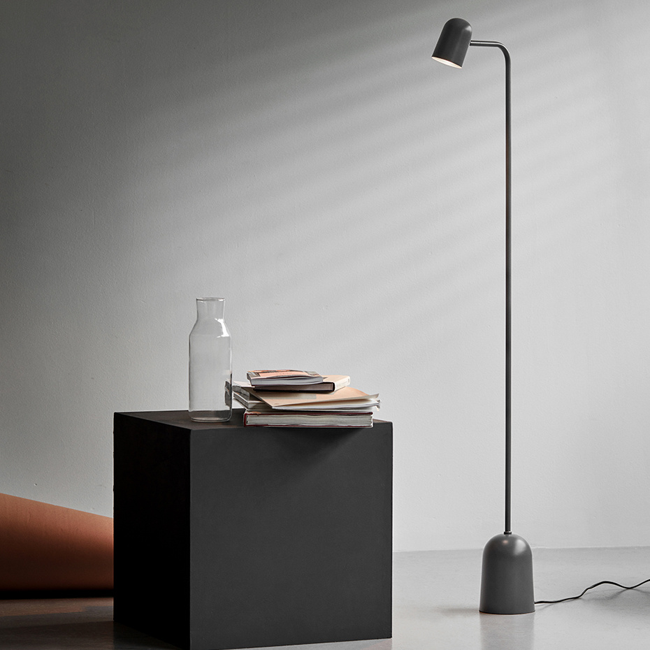 Buddy Golvlampa Dark Grey