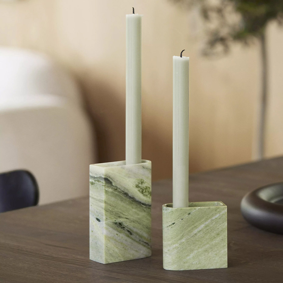 Monolith Candle Holder Low Mixed White Marble
