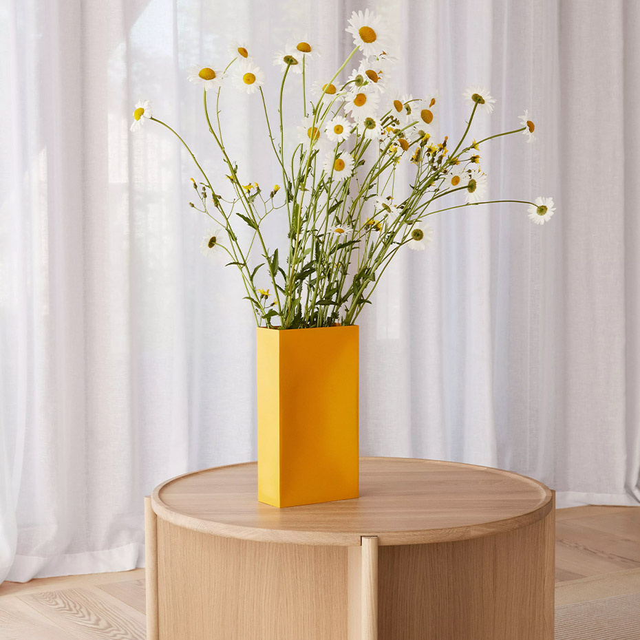 Into Vase Mirror Steel