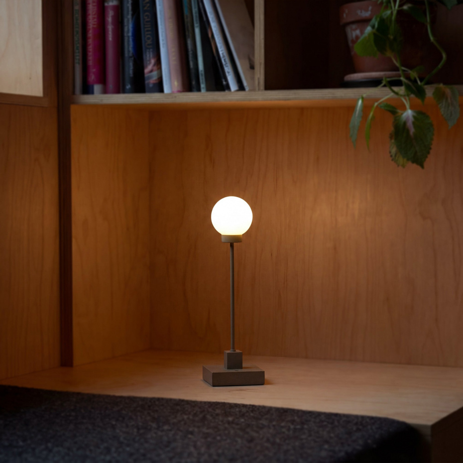 Snowball Portable Bordslampa Grey Beige