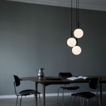 Miira 3 Ljuskrona Large Rock Grey/Opal White Miira 3 Ljuskrona Large Rock Grey/Opal White