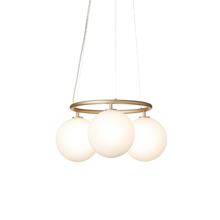 Miira 3 Circular Ljuskrona Brass/Opal White