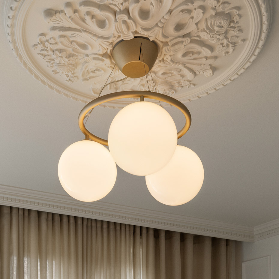 Miira 3 Circular Ljuskrona Brass/Opal White