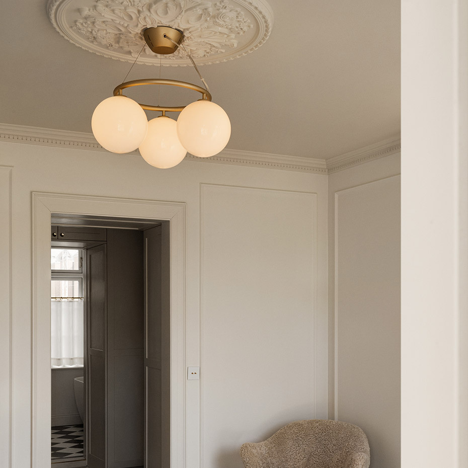 Miira 3 Circular Ljuskrona Brass/Opal White