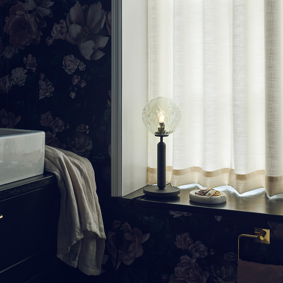 Miira Bordslampa Rock Grey/Optic Clear