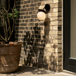 Liila Vägglampa Outdoor Black/Opal White IP54 Liila Vägglampa Outdoor Black/Opal White IP54