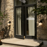 Liila Vägglampa Outdoor Black/Opal White IP54 Liila Vägglampa Outdoor Black/Opal White IP54