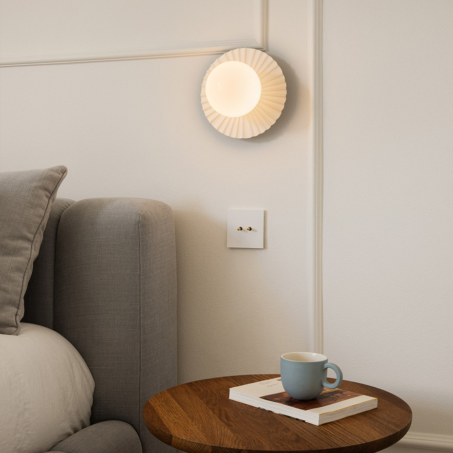 Liila Muuse Tak/Vägg Small White/Opal White IP44