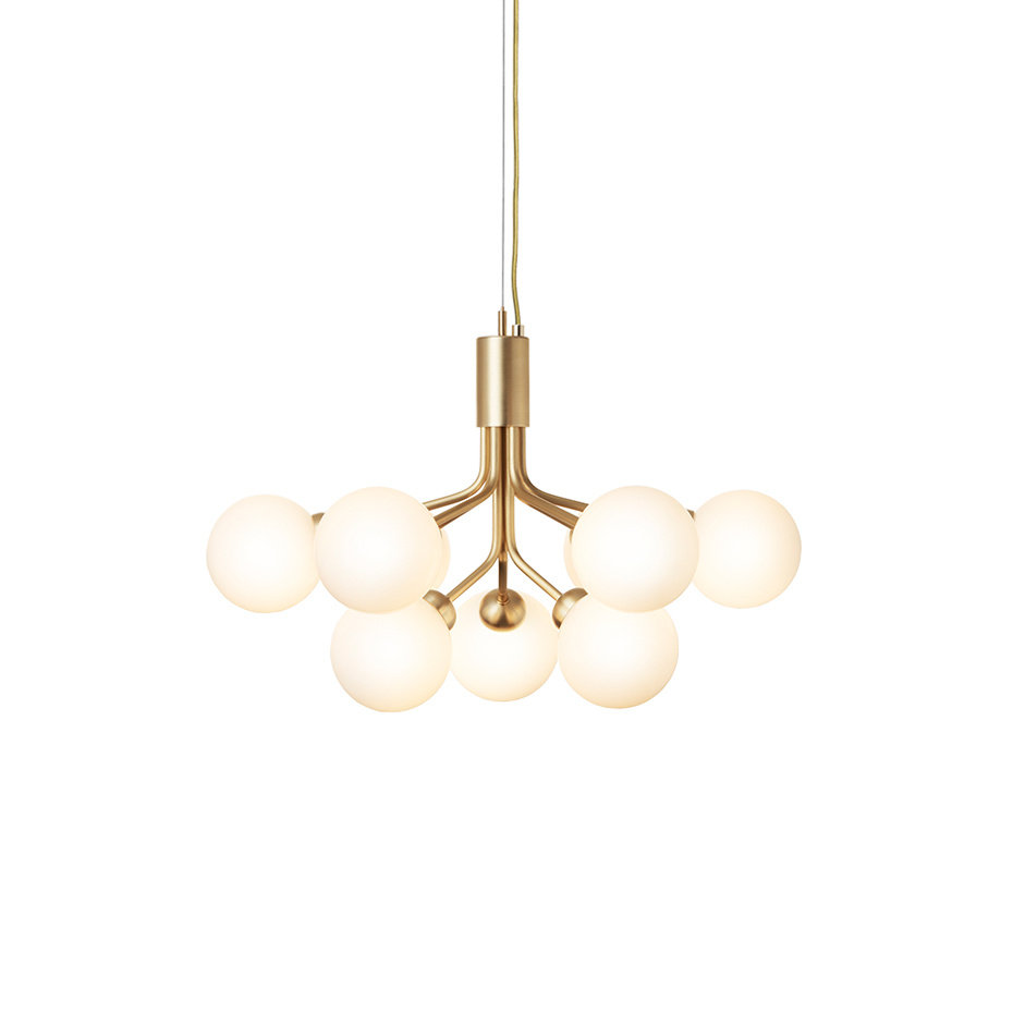 Apiales 9 Ljuskrona Brushed Brass/Opal White