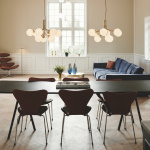 Apiales 9 Ljuskrona Brushed Brass/Opal White Apiales 9 Ljuskrona Brushed Brass/Opal White