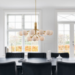 Apiales 18 Ljuskrona Brushed Brass/Opal White Apiales 18 Ljuskrona Brushed Brass/Opal White