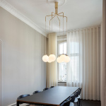Apiales Cluster 6 Ljuskrona Brushed Brass/Opal White Apiales Cluster 6 Ljuskrona Brushed Brass/Opal White