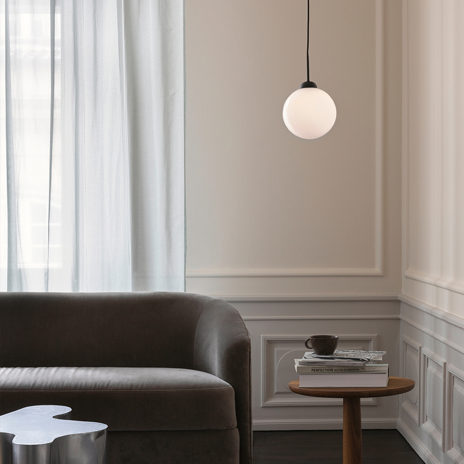 Apiales 1 Pendel Large Satin Black/Opal White