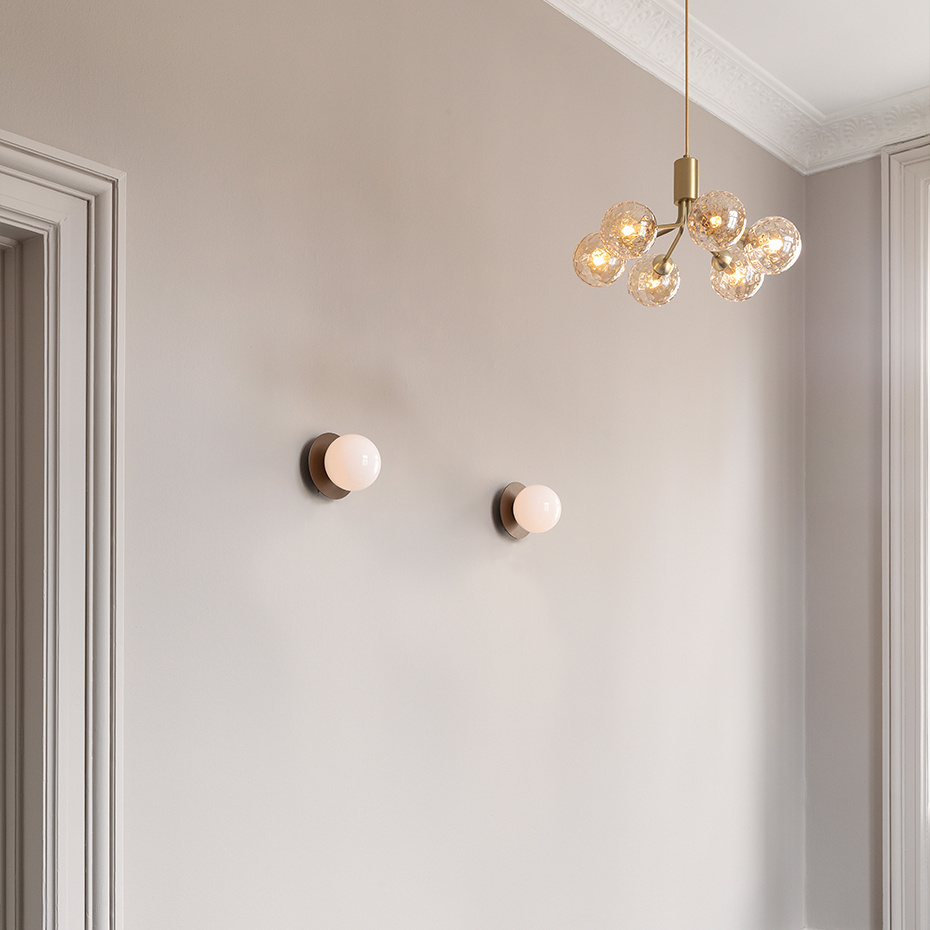 Apiales 6 Ljuskrona Brushed Brass/Optic Gold