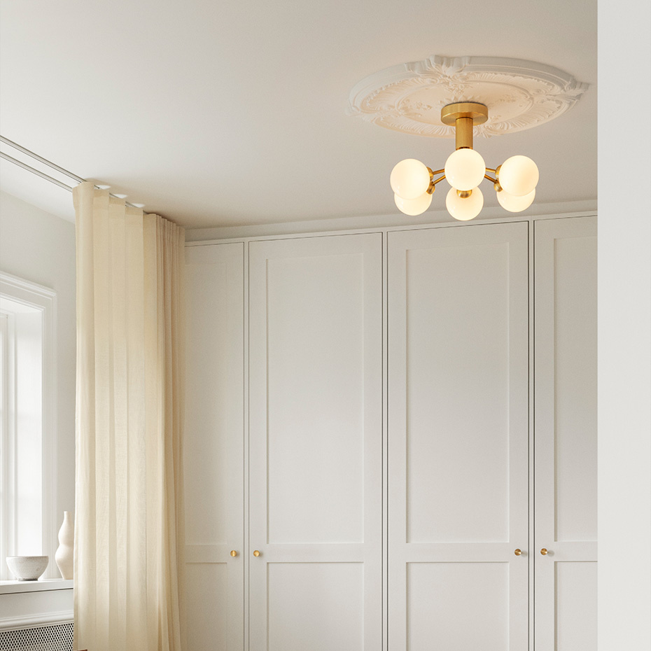 Apiales 6 Ljuskrona Tak Brushed Brass/Opal White