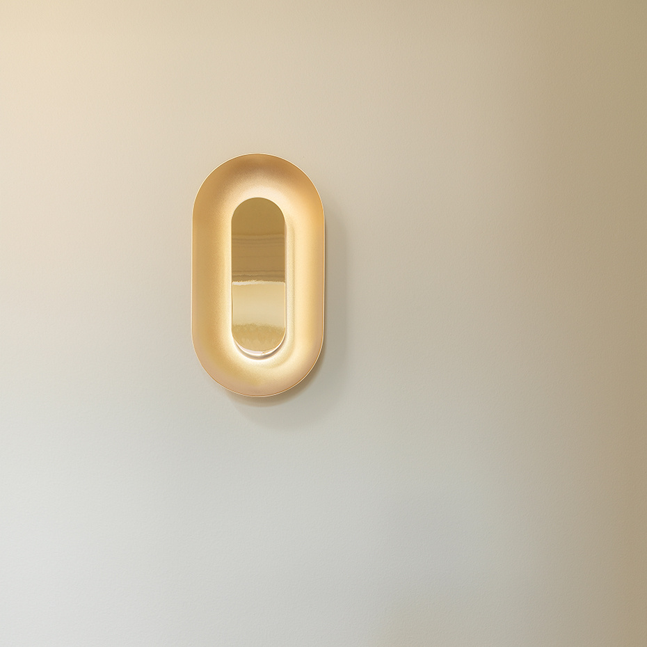 Sasi Vägglampa Small Brass