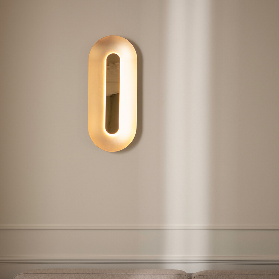 Sasi Vägglampa Large Brass