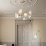 Petalii 10 Ljuskrona White/Polished Brass Petalii 10 Ljuskrona White/Polished Brass