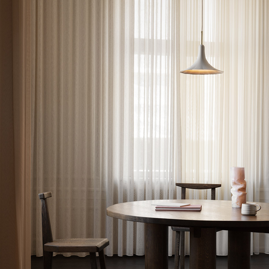 Petalii 1 Pendel Small White/Polished Brass