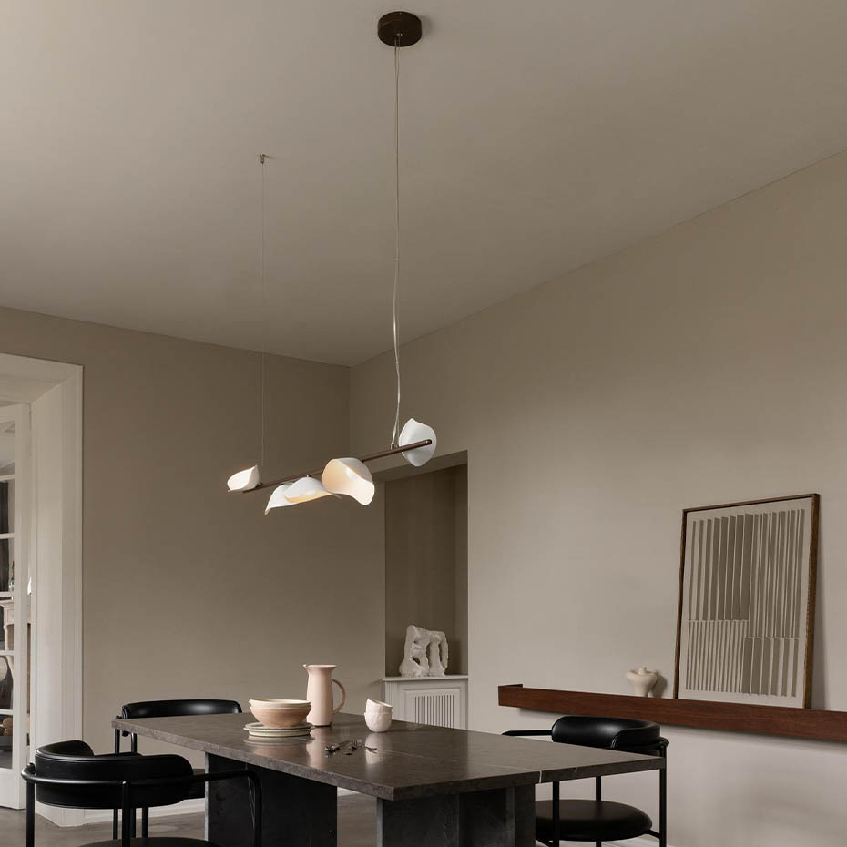 Florii 5 Linear Ljuskrona Dark Bronze/White