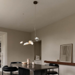 Florii 5 Linear Ljuskrona Dark Bronze/White Florii 5 Linear Ljuskrona Dark Bronze/White