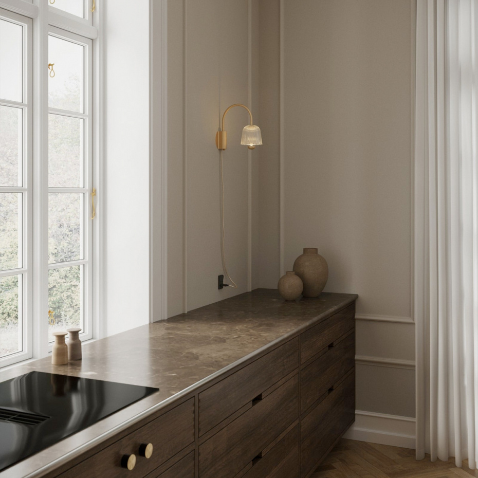 Asteea Vägglampa Satin Brass/Ripple Clear