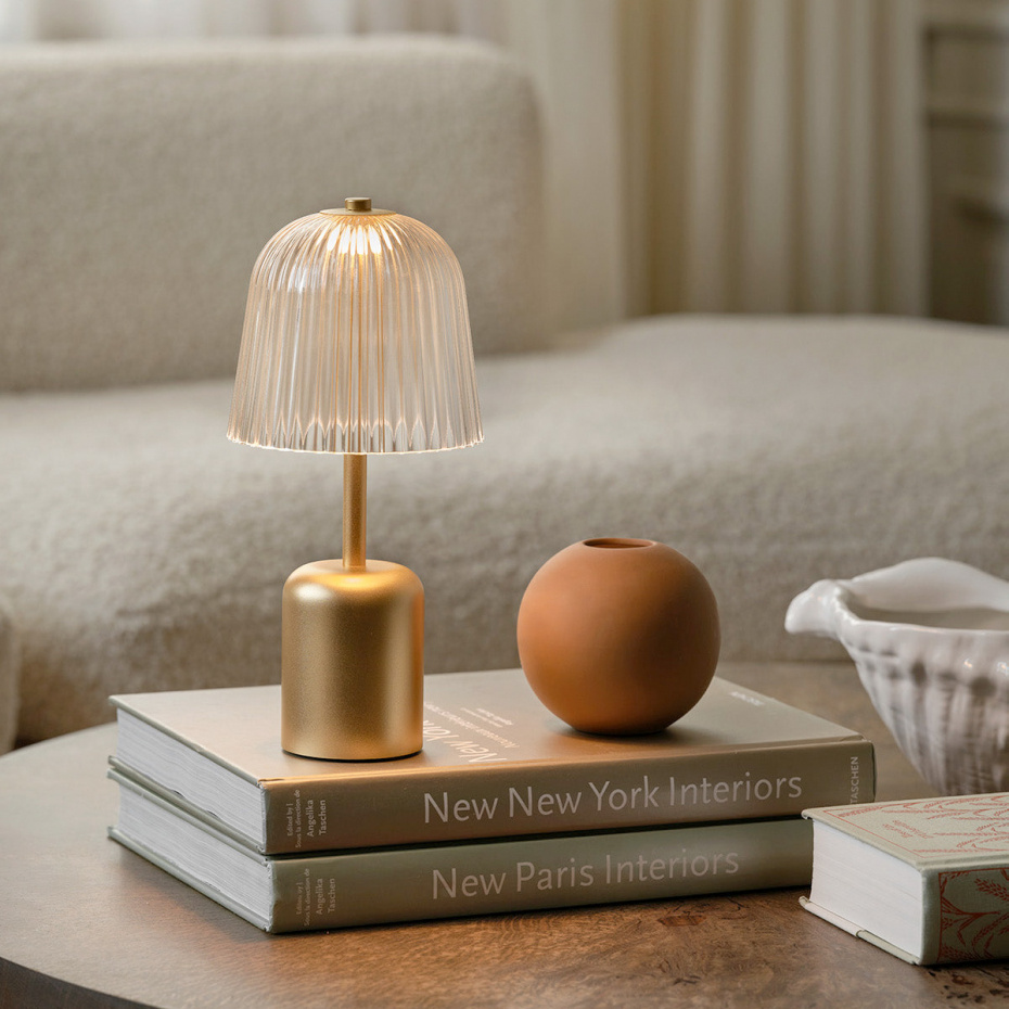 Asteea Bordslampa Portable Satin Brass/Ripple Clear